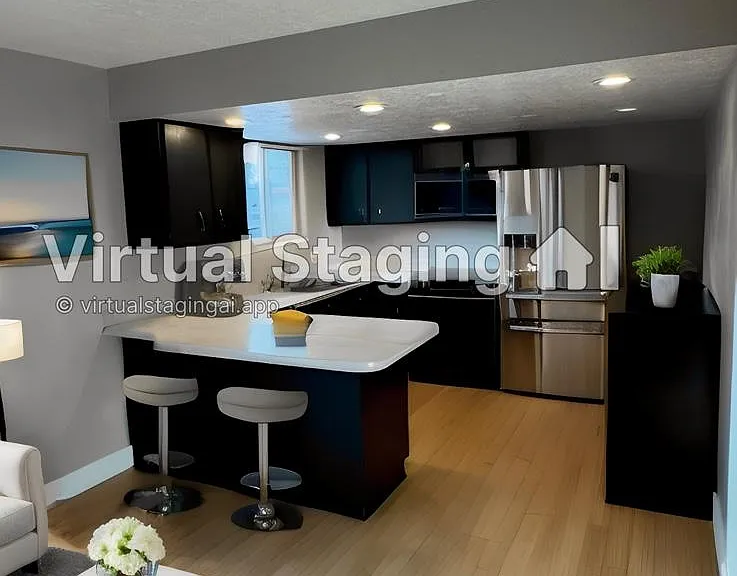 5939 S 2550 W — Photo 2