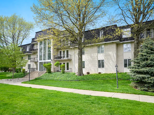 2608 186th St APT 105, Lansing, IL 60438