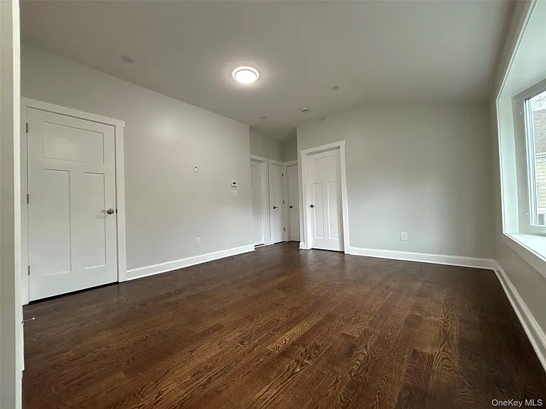21 Prime Ave #1 — Photo 8