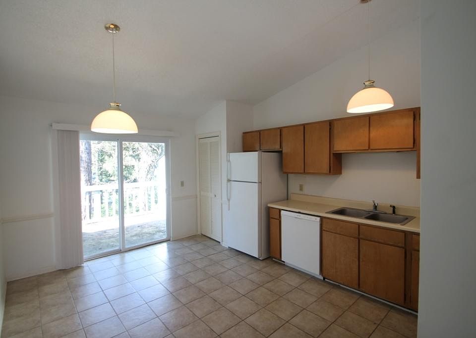 2nd image of 103 Shoals Dr APT K10