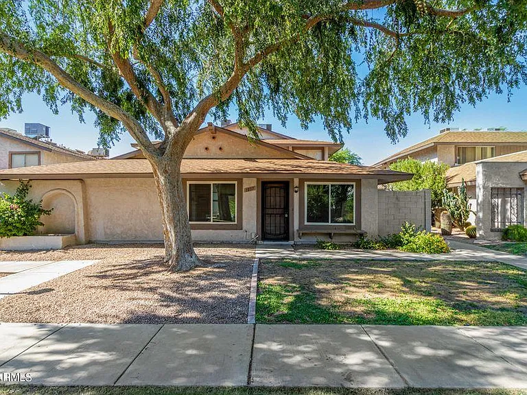 1037 N 84th Pl — Photo 9
