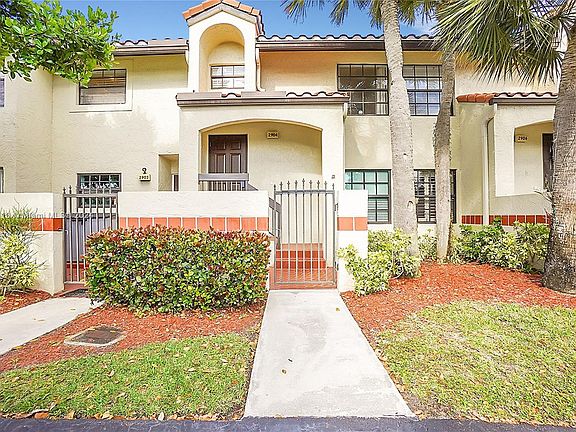 4th image of 2904 Congressional Way #2904