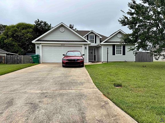2nd image of 208 Butten Dr