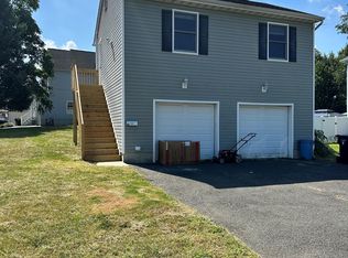 198 Railroad Ave #A, Belford, NJ 07718