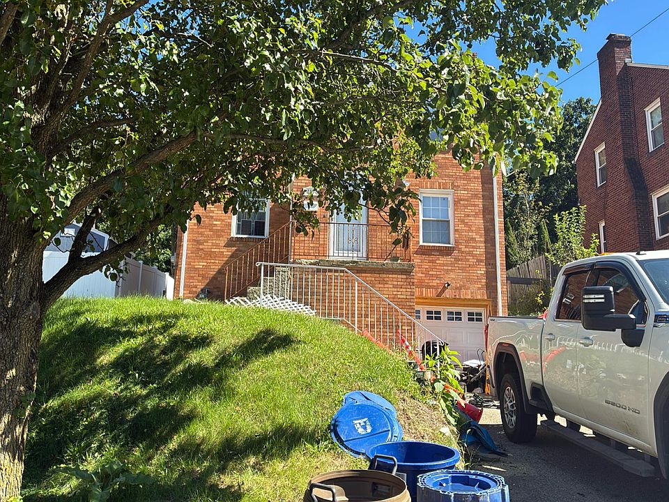 1st image of 207 Fordyce St
