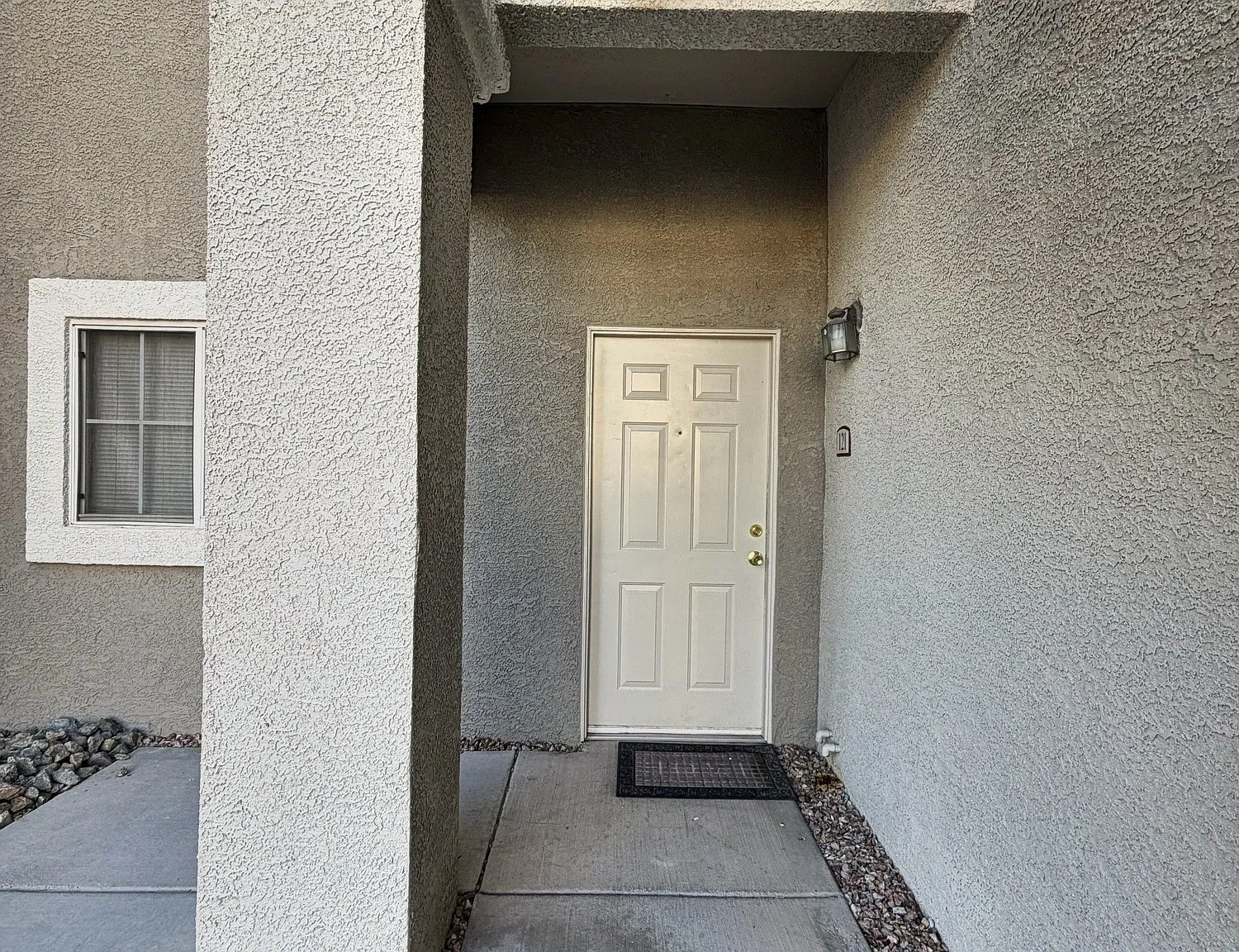 2 bed, 1132 sqft, $1,565 — Photo 2