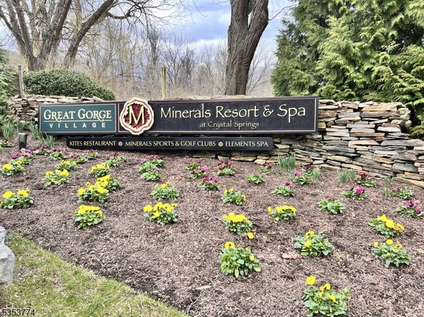 2 Falkenstein Dr BLDG 2 #6, Vernon Twp., NJ 07462
