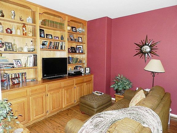 5th image of 11119 E Bellflower Ct