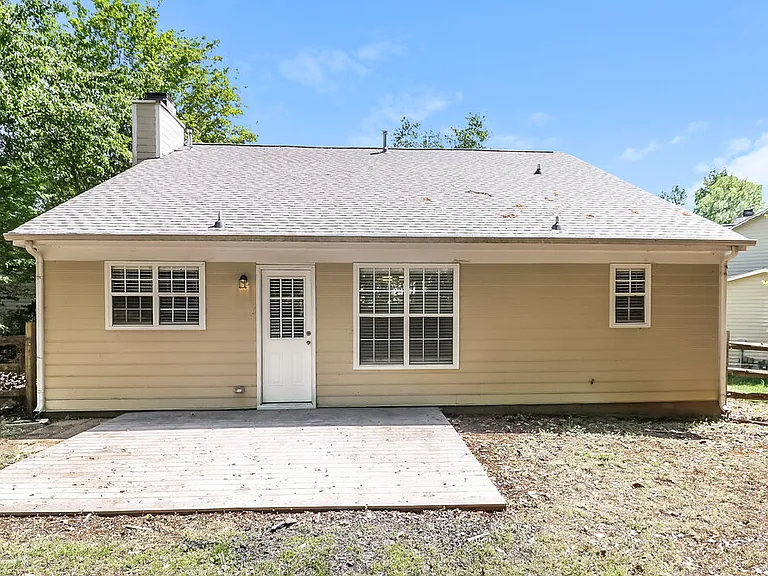 2601 Clarencefield Dr — Photo 16
