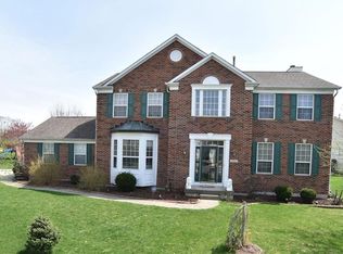 5341 Wakefield Dr S, Greenwood, IN 46142