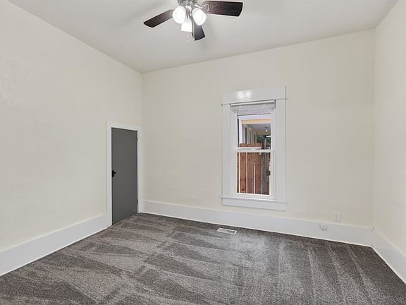 5th image of 1621 S Waco Ave