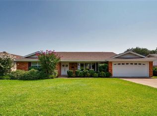 3613 Winifred Dr, Fort Worth, TX 76133