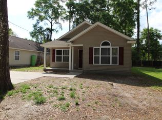 27 Mohawk Trl, Crawfordville, FL 32327