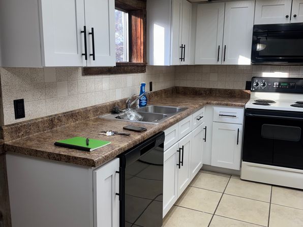 402 1/2 Crab Orchard Rd