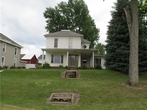 19258 Center St, Wapakoneta, OH 45895