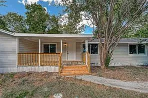 10694 Pine St — Photo 2