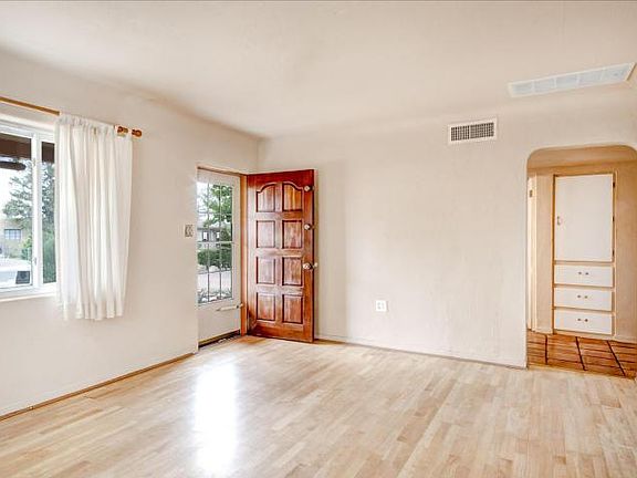 2nd image of 2028 Madeira Dr NE