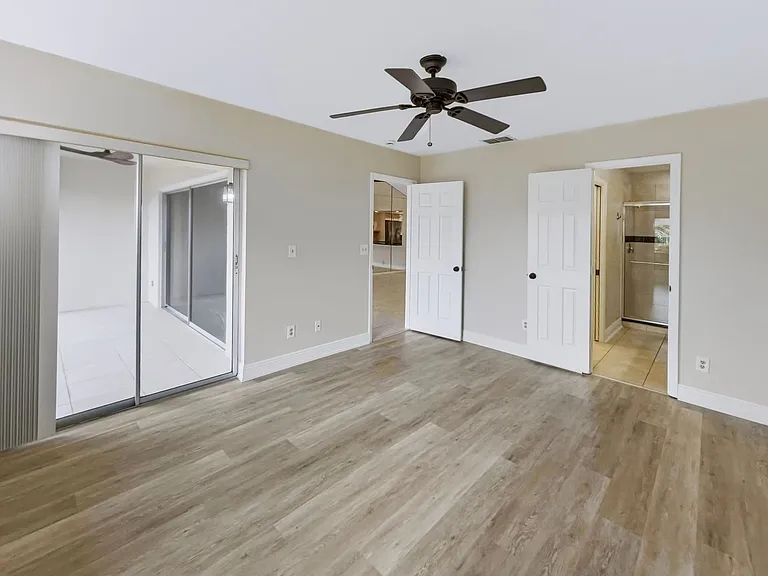 5693 Rattlesnake Hammock Rd #203 — Photo 15