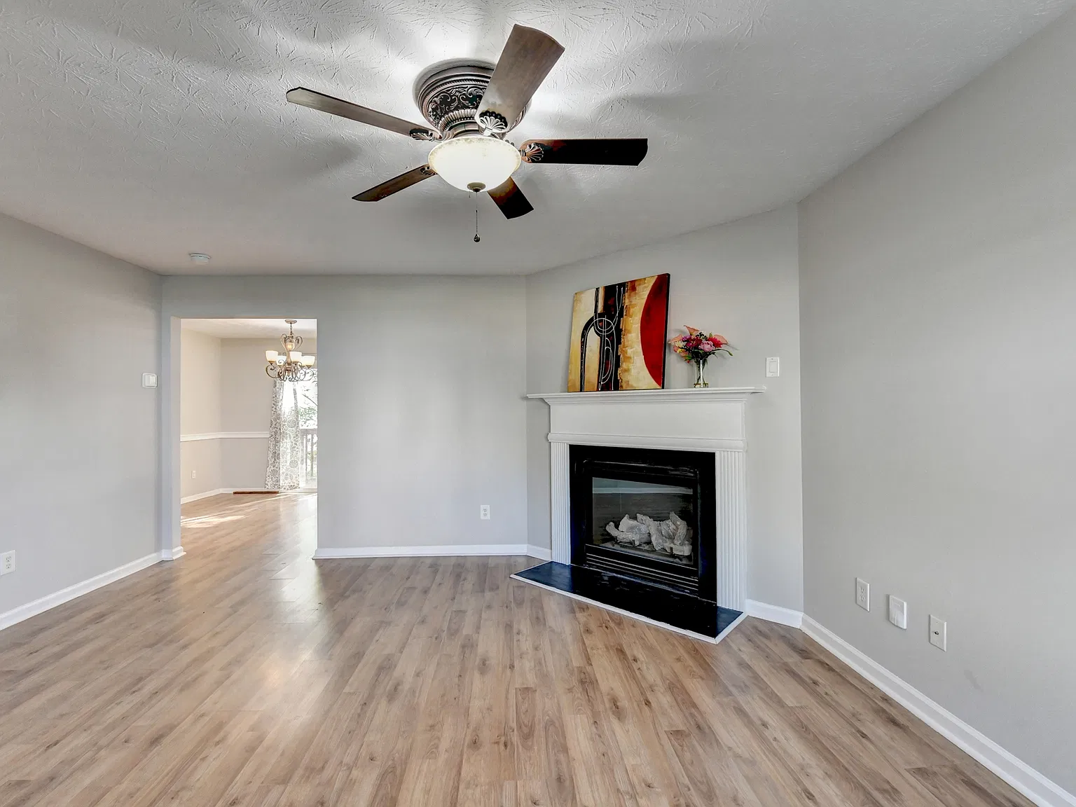 3 bed, 1786 sqft, $1,950 — Photo 4