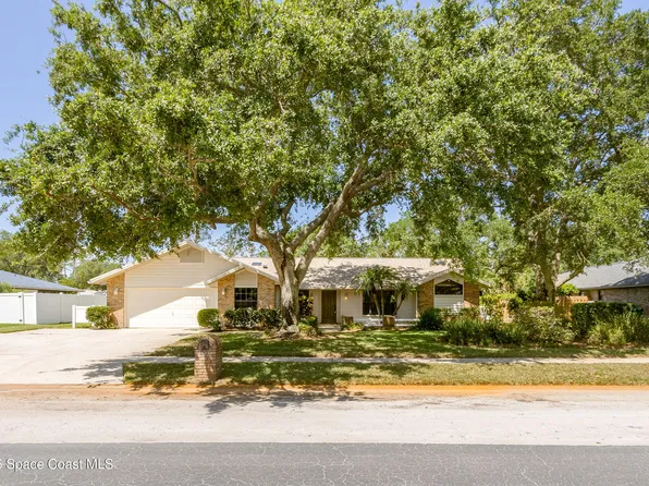 550 Lake Ashley Cir, West Melbourne, FL 32904