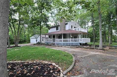 <marquee><font color=green><font size=+3>70 acres farm with huge barn! Tranquil surroundings!</marquee></font color></font size>