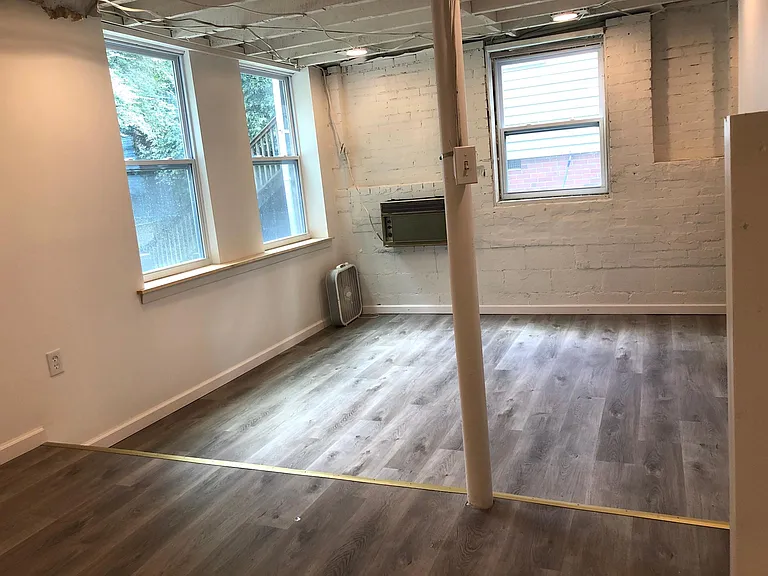 27 Wilshire Dr — Photo 17