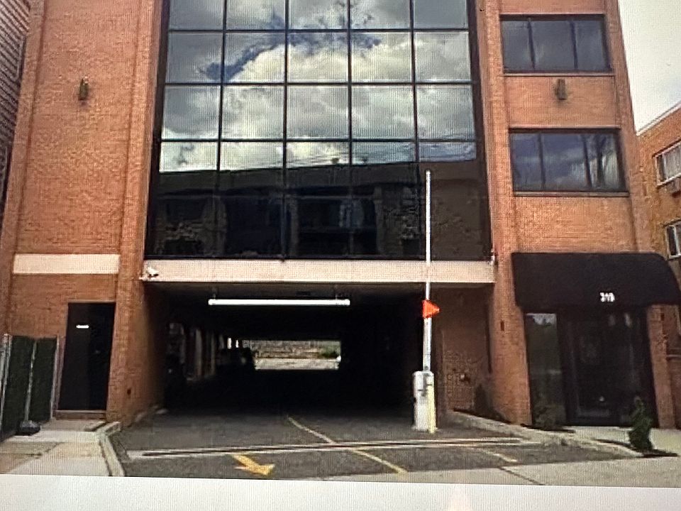 1st image of 319 Palisade Ave APT 104