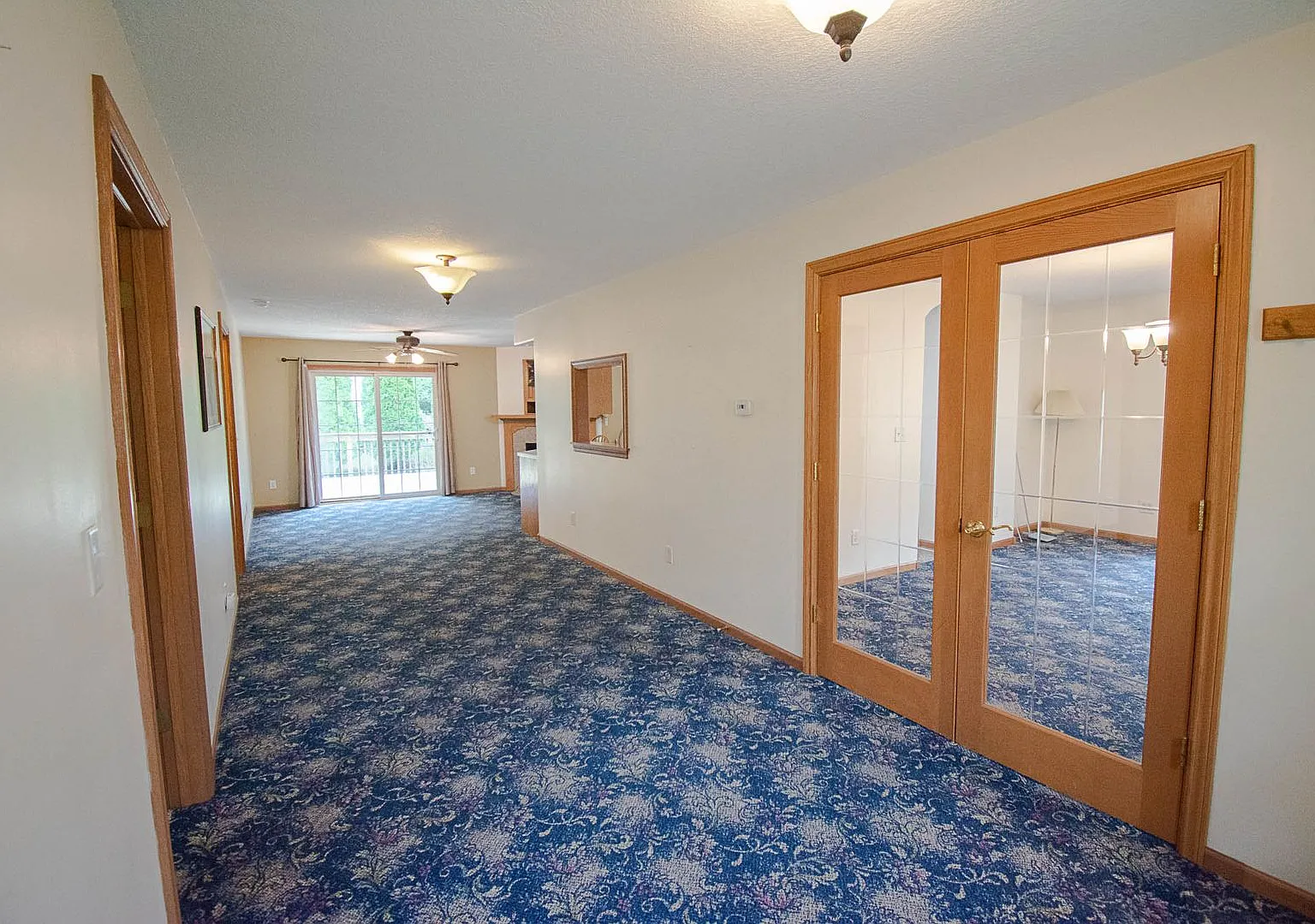 Rare Viking Hills Rental Opportunity - One Level Living! — Photo 2