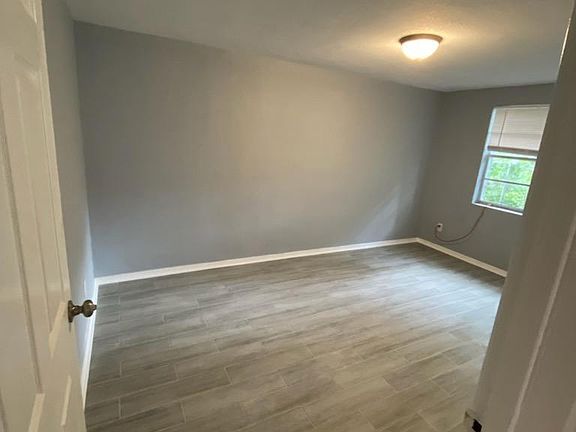 4th image of 1824 W 45th St #1824