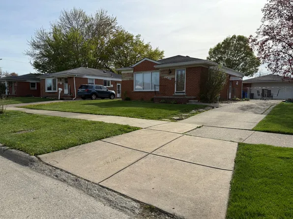 4176 Williams St, Dearborn Heights, MI 48125
