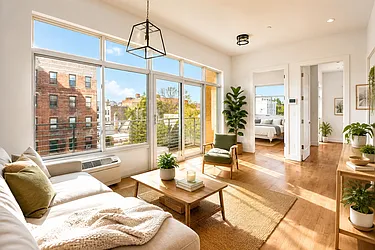 109 Winthrop Street, #4R