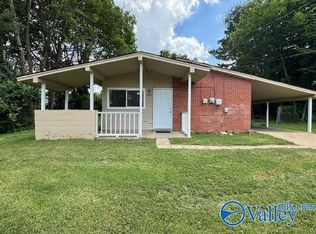 4807 Cottonwood Dr NW, Huntsville, AL 35810