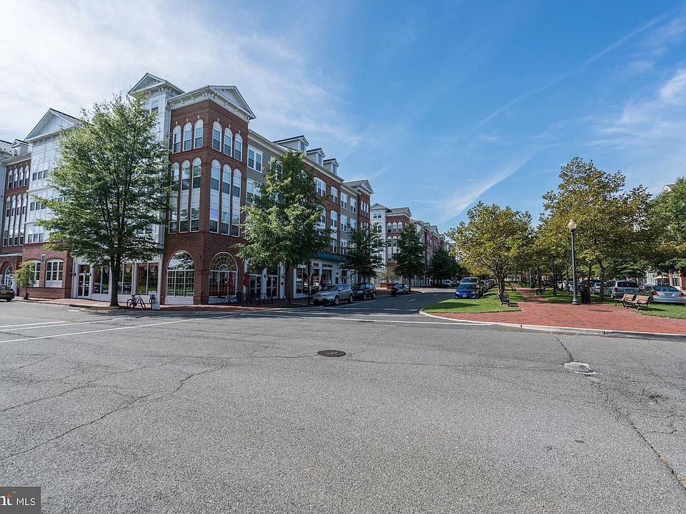 1st image of 4950 Brenman Park Dr APT 112