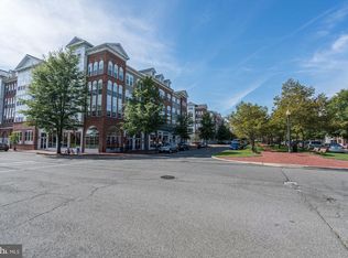 4950 Brenman Park Dr APT 112, Alexandria, VA 22304