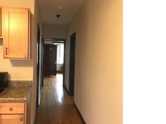 4th image of 5524 S Rockwell St