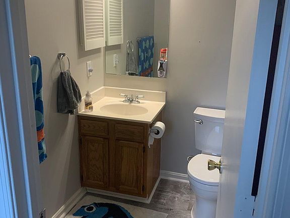 4th image of 510 Mews Ct