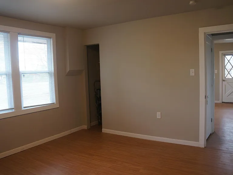 3916 Geraldine Ave — Photo 3