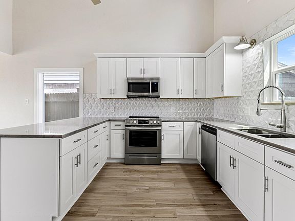 5th image of 1 Camino De Oro Ct