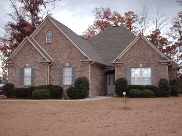 843 Brookline Rd, Gardendale, AL 35071
