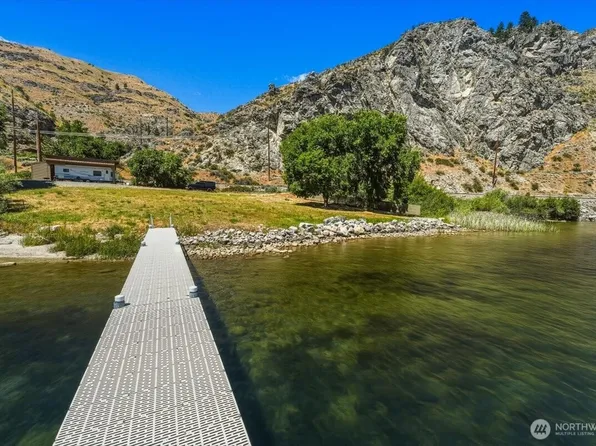 200 Stayman Flats Rd, Chelan, WA 98816