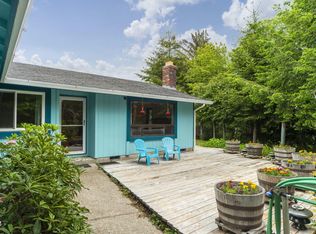 230 SE Salmon St, Waldport, OR