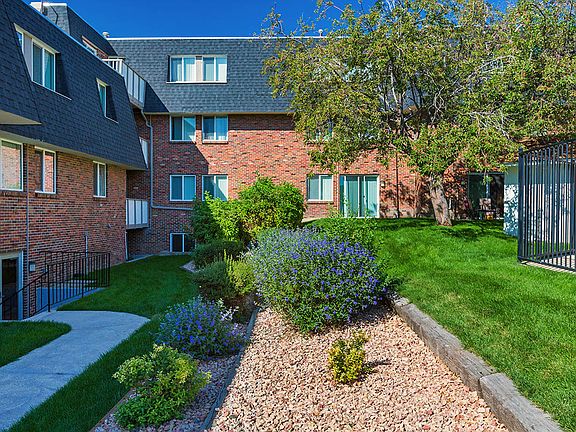 4th image of 2770 E Uintah St #311