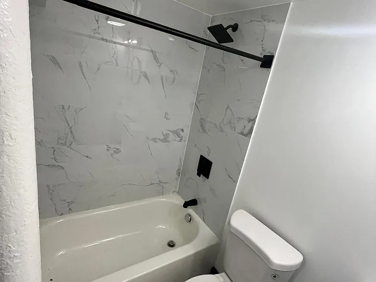 1183 Broad St #B2 — Photo 8