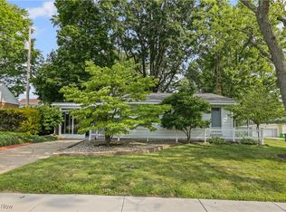 983 Roseland Rd, Alliance, OH 44601