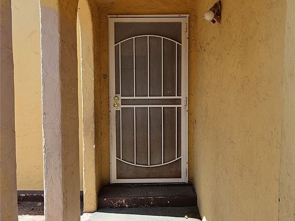 5th image of 1229 E 59th St