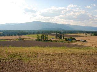 939 Hockersmith Rd, Kettle Falls, WA 99141