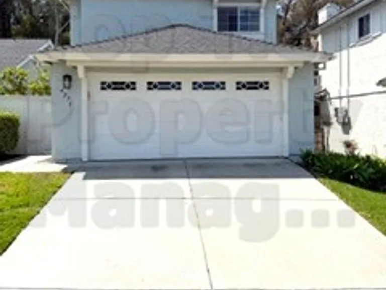 4271 Esperanza Way — Photo 35