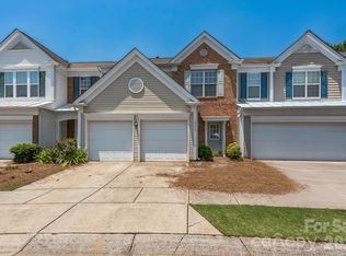 10235 Kendra Ct, Charlotte, NC 28277