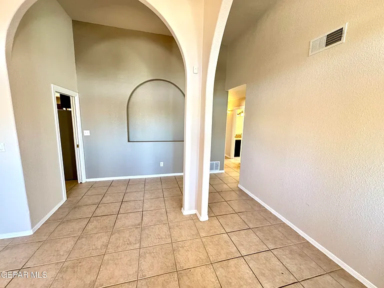 1029 Granite Trail Ct — Photo 6