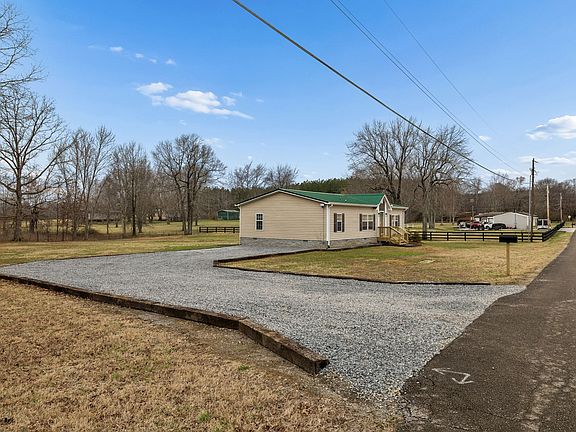 2nd image of 181 Duke Rd